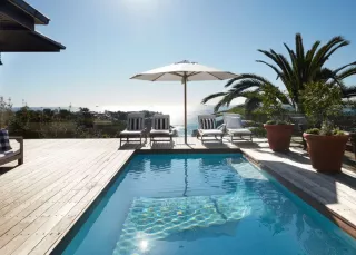 Kokomo, Whale Beach